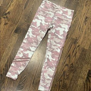 Vimmia pink camo leggings size small